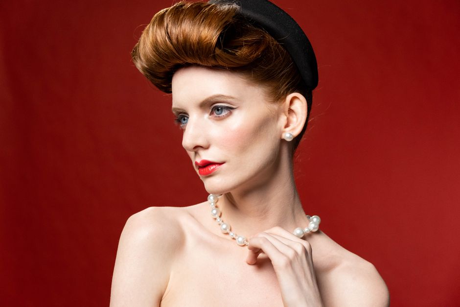 Statement Necklaces Transform Simple Outfit: 5 Statement Necklaces That Fix a Boring Outfit in 30 Seconds